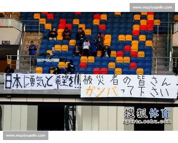 甲府风林与大板钢巴激战正酣 展现足球场上的对决与荣耀